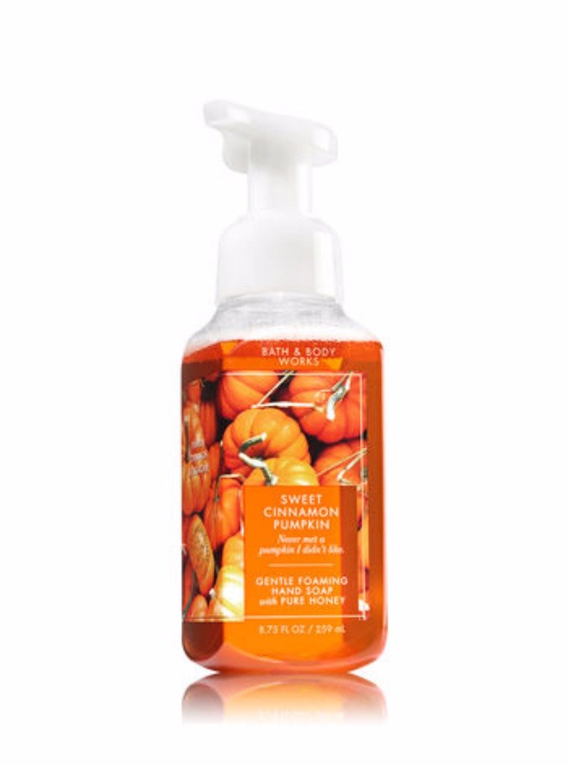 Bath & Body Works Gentle Foaming Hand Soap - Sweet Cinnamon Pumpkin, 8.75 Fl Oz