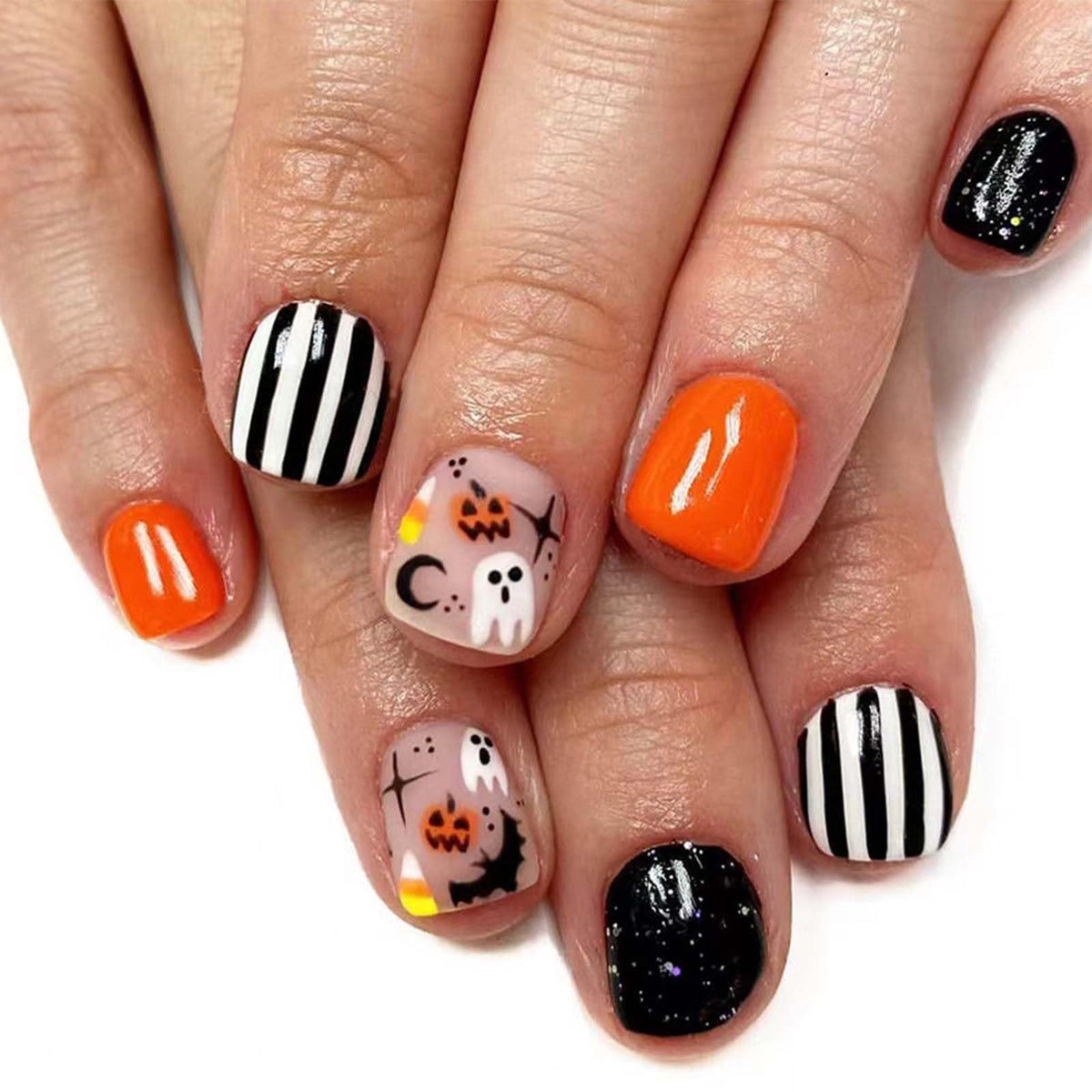 Kasoicra 24Pcs Halloween Fake Nails, Short Square Acrylic Nails, Ghost Bat & Pumpkin Design