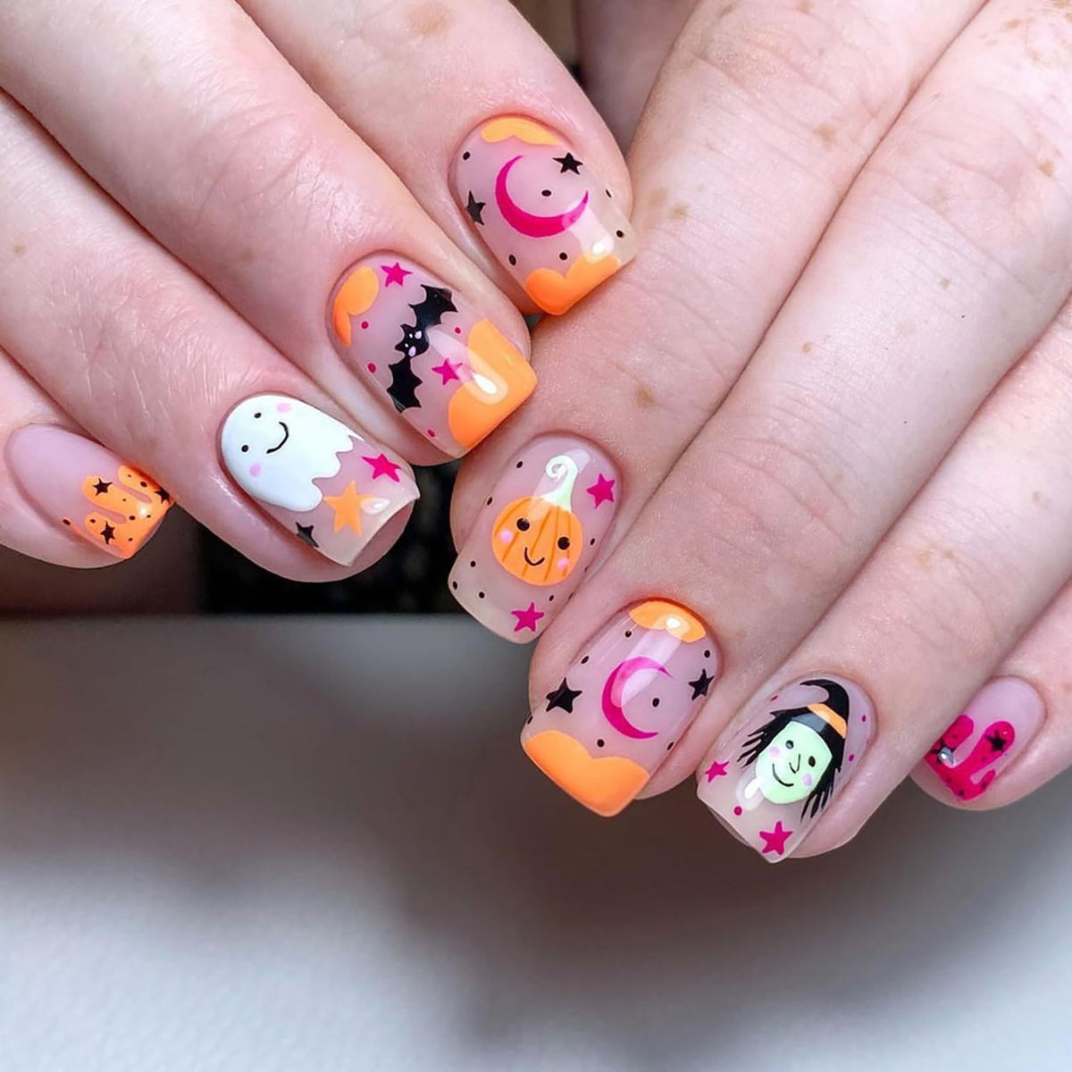 Bmkkot 24Pcs Halloween Press On Nails - Cute Witch, Bat, Pumpkin Designs, Glossy Acrylic Tips