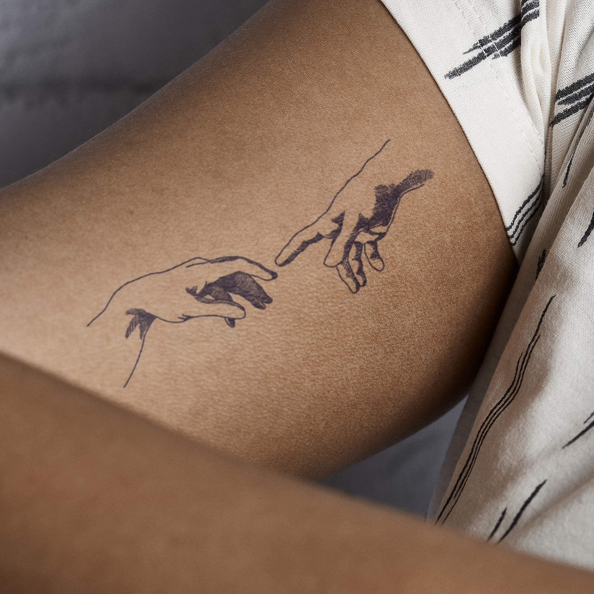 Inkbox Michelangelo Temporary Tattoo - Semi-Permanent, Water-Resistant, Lasts 1-2 Weeks, 4X4