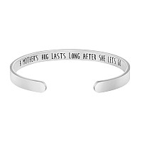 Joycuff Mom Bracelet Gift For Mothers Day Mantra Cuff Bangle Bracelet A Mothers Hug Lasts Long After She Lets Go