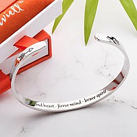 Carviell Silver Bracelet Inspirational Gifts For Women Hammered Stainless Steel Be Brave Gifts For Sister Daughter Grandda