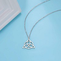 Celtic Knot Necklace Celtic Triquetra Knot Trinity Pendant Necklace Good Luck Irish Celtic Knot Triangle Vintage Charm Necklace