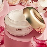 Lily Satin Hydrating Body Cream, 24 Hour Fragranced Body Butter for Dry Skin, 8.8 Ounce