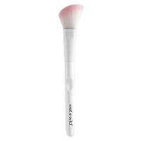 wet n wild Contour Brush, Sculpting, Highlighting, Blending Makeup Brush, Plush Fibers, Ergonomic Handle