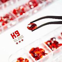 Qiipii 24 Styles Red Nail Rhinestones Multishapes Ruby Red Rhinestones Big Gems Nail Charms Siam Red Round Beads K9 Glass Stone