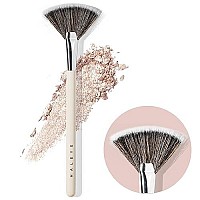 Haleys Fan Brush Vegancrueltyfree Sustainable Wood Vegan Bristles For Airbrushed Finish For Highlighter Application Streak